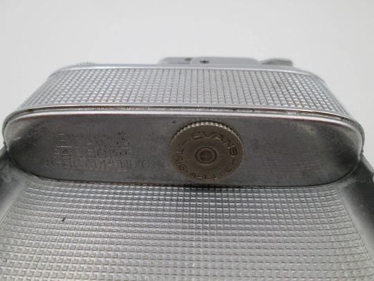 Evans Trig A Lite art deco petrol lighter with cigarette case. Silver plated. Squares pattern