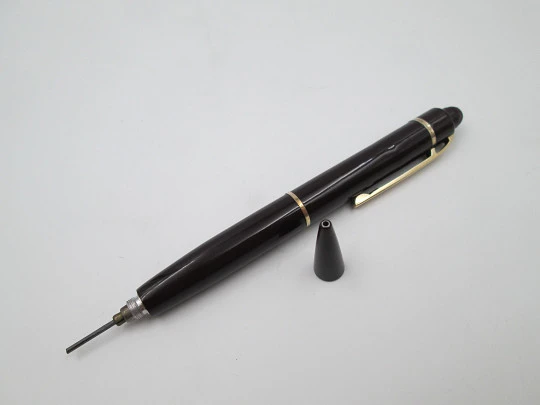 Eversharp Skyline mechanical pencil. Garnet resin & gold plated. 1940's. USA