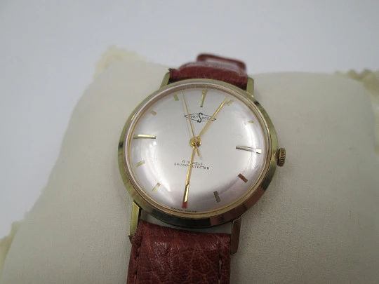 EverSwiss. Stainless steel & gold plated. Manual wind. Leather strap. 1960's