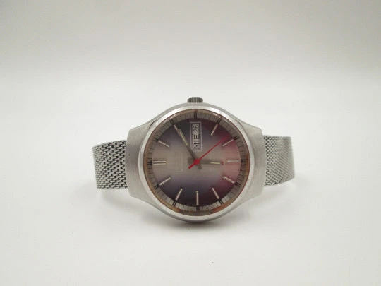 Exactus. Acero inoxidable. Automático. Calendario. Brazalete. Suiza. 1970