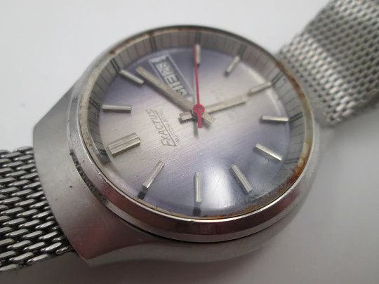 Exactus. Acero inoxidable. Automático. Calendario. Brazalete. Suiza. 1970