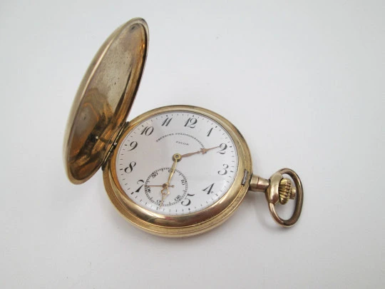 Favor hunter-case pocket watch. Gold plated metal. Stem-wind. Porcelain dial. 1920's