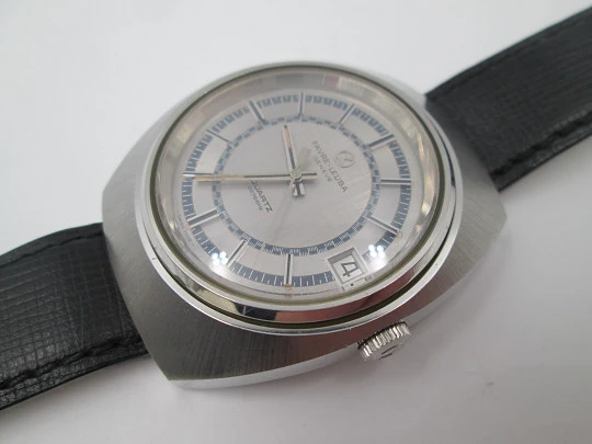 Favre Leuba. 1970's. Quartz movement. Stainless steel