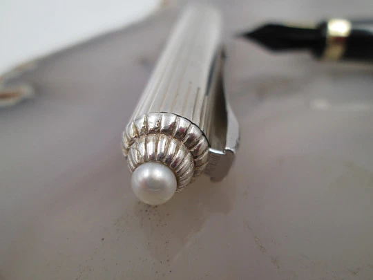 Ferrari da Varese. Lady Classic. 925 sterling silver. Pearl cabochon