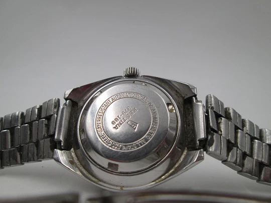 Festina ladie's sport watch. Stainless steel. Automatic. Calendar. Bracelet. 1970's. Swiss