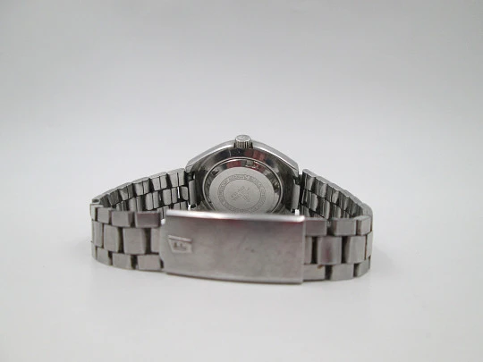 Festina ladie's sport watch. Stainless steel. Automatic. Calendar. Bracelet. 1970's. Swiss