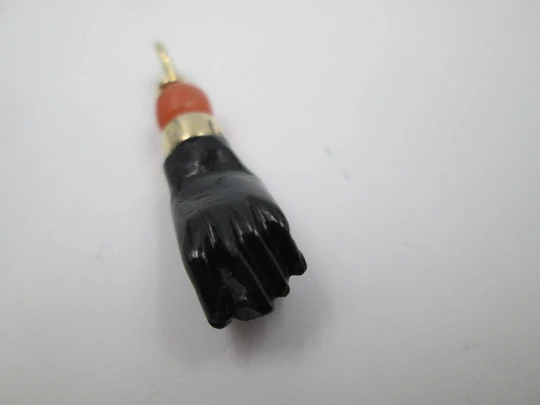 Figa / higa big pendant. Black hand. 18k gold. Coral sphere & jet. Amulet. 1950's