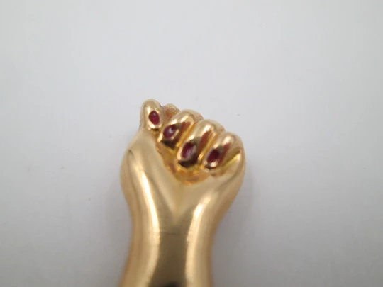 Figa / higa hand pendant. 18k gold. Geometric ornaments. Enamel nail. 1950's