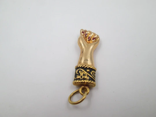 Figa / higa hand pendant. 18k gold. Geometric ornaments. Enamel nail. 1950's