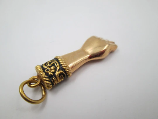 Figa / higa hand pendant. 18k gold. Geometric ornaments. Enamel nail. 1950's