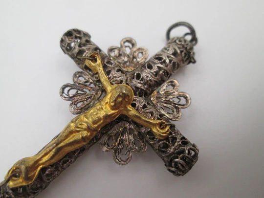 Filigree cross crucifix pendant. Sterling silver and vermeil. Ring on top. 1930's. Spain