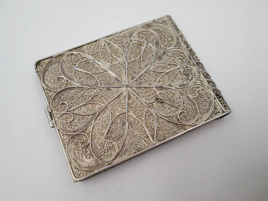 Filigree notebook. Sterling silver. 1970's. Vegetable motifs. Tab clasp