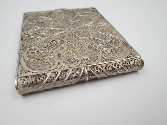 Filigree notebook. Sterling silver. 1970's. Vegetable motifs. Tab clasp