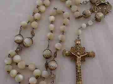 Filigree rosary. Nacre and silver vermeil. End of the 19th century