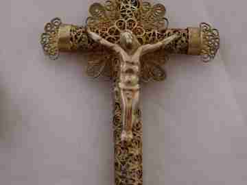 Filigree rosary. Nacre and silver vermeil. End of the 19th century