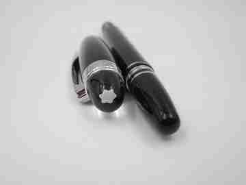 Fineliner Montblanc StarWalker. Resina negra y detalles platinados. Estuche. 2010