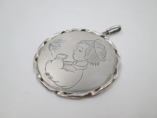 First Communion sterling silver plaque pendant. Malde silversmith's. 1990's