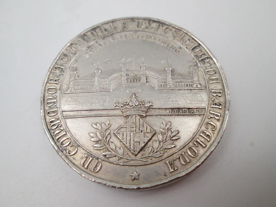 First Universal Exhibition of Spain and its Colonies medal. Silver copper. High relief. 1888