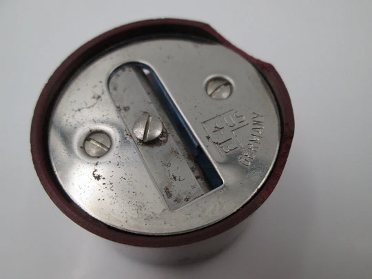 Fi+Us pocket pencil sharpener. Spheres game. Bakelite and silver metal. Germany, 1940's