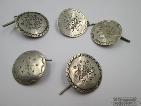 Five regional costumes buttons. Silver. Floral motifs. Handmade. 1940's