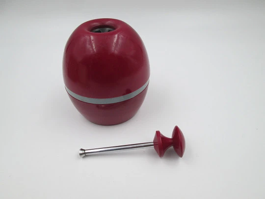 Flamingo (Dorset Light Industries) electromatch bakelite table lighter. 1950's