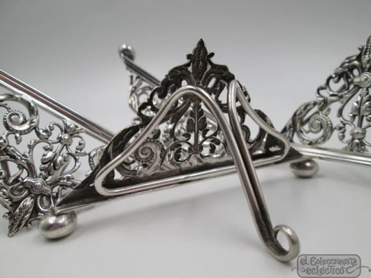 Four table place card holders. Silver plated. 1940's. UK. Openwork