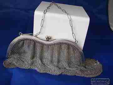French bag. Silver mesh. Chain. 19th century. Curve clutch frame 