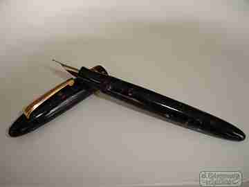 French fountain pen. Marbled celluloid. 1940's. Button filler