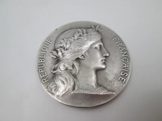 French Republic. Ministry of Public Instruction. 950 sterling silver, Daniel Dupuis. 1909