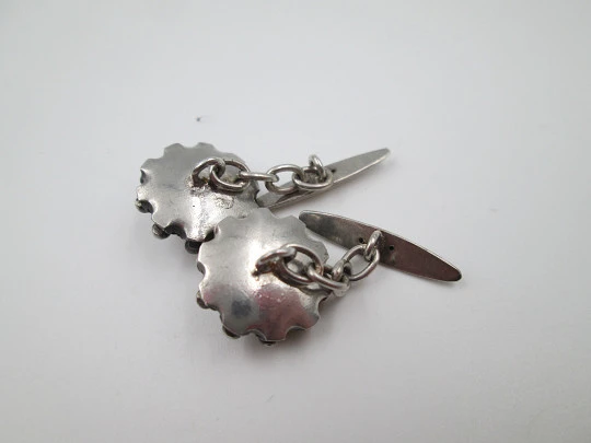 Gemelos para caballero. Plata de ley 925. Motivos de botón charro. España. 1990