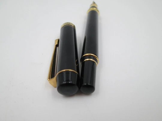 Genius Da Vinci. Black lacquer & gold plated. Converter. Bitone nib. Germany. 2000's