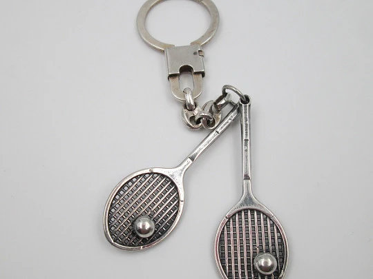 Gentleman keychain. 925 sterling silver. Tennis rackets and balls. Ring clasp. 1970's. Spain