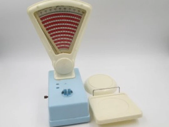 Geobra toy kitchen scale. Colours plastic. West Germany. Original box. 1960's