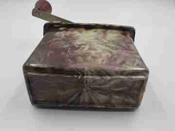 Geska hand coffee grinder. Marbled bakelite and silver metal. Germany. 1950's