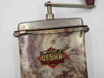 Geska hand coffee grinder. Marbled bakelite and silver metal. Germany. 1950's