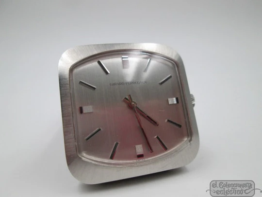 Girard Perregaux. Acero inoxidable. Cuerda manual. Caja monobloc. 1960