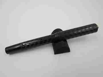 Globe. Chiselled black hard rubber & plated details. 14k gold nib. Lever filler