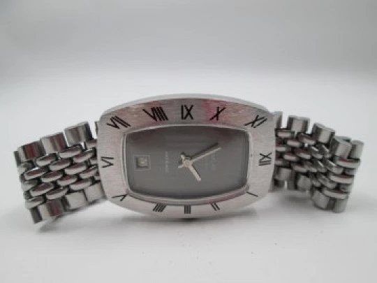 Golay. Steel. Bracelet. Women's. Manual wind. Calendar. 1970's