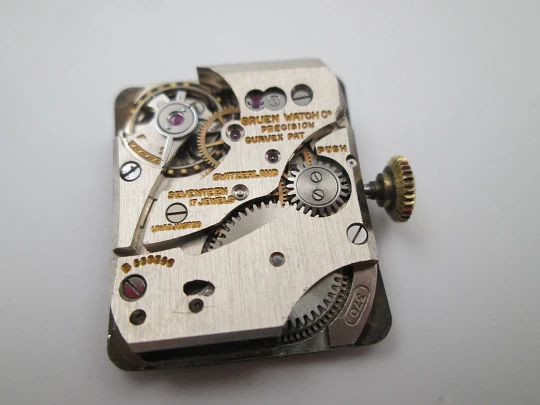 Gruen Curvex Precision art decó. Laminado oro 10k. Cuerda manual. Segundero. 1940