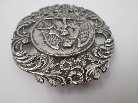 Guardian angel pendant plaque. Sterling silver. Openwork vegetable edge. Spain. 1970's