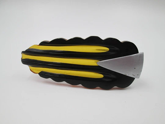 Hair clip / barrette / pin. Black resin and caramel. Silver-plated metal. 1980's