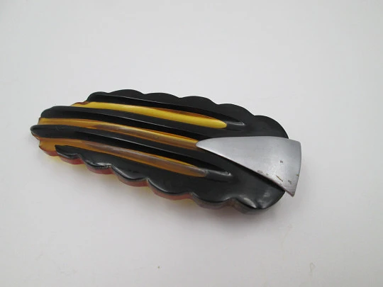 Hair clip / barrette / pin. Black resin and caramel. Silver-plated metal. 1980's