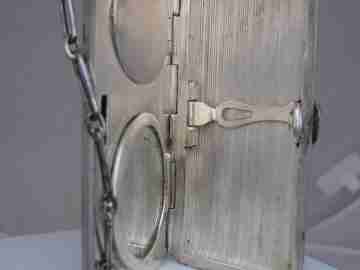 Hand bag Vanity. Silver metal. Guilloche. Link chain. 1920