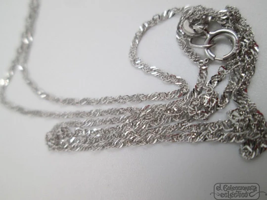 Hand pendant with chain. 18K white gold and marquise diamond