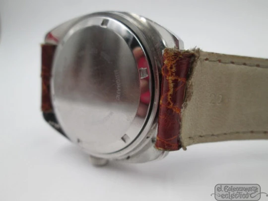 Helvetia. Acero inoxidable. Suiza. 25 rubíes. Años 70. Automático