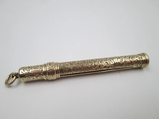 Henry Griffiths & Sons Ltd pencil. 9k gold. 1910. England. Vegetable motifs