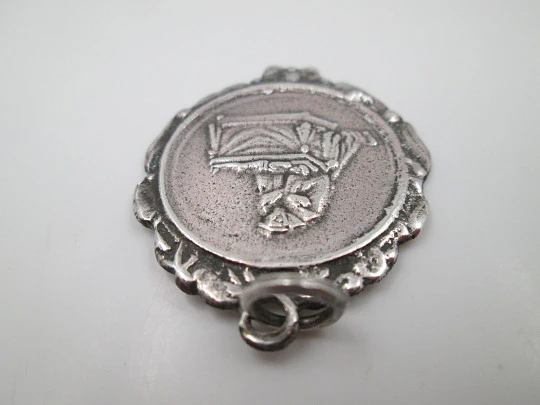 Holy Blood of Denia Brotherhood medal. Sterling silver. Vegetable edge. Ring. 1930's