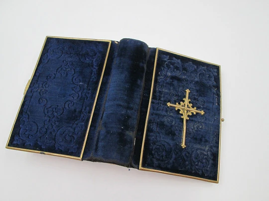 Holy Week Divine Diamond prayer book. Blue velvet & golden motifs. 19th century Holy Week Divine Diamond prayer book. Blue velvet & golden motifs. 19th century