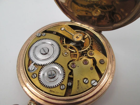 Horos hunter-case pocket watch. Gold plated metal. Stem winding. England / Swiss. 1920's