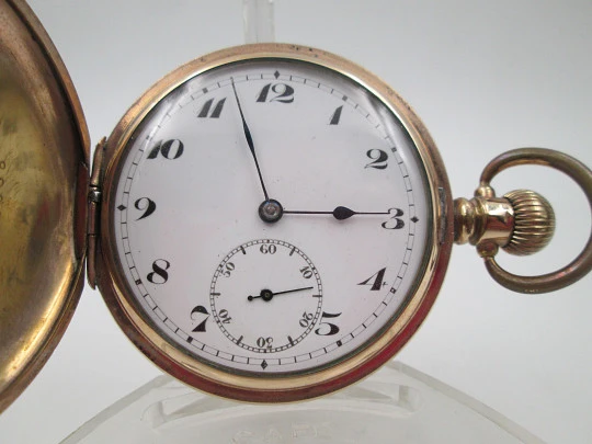 Horos hunter-case pocket watch. Gold plated metal. Stem winding. England / Swiss. 1920's